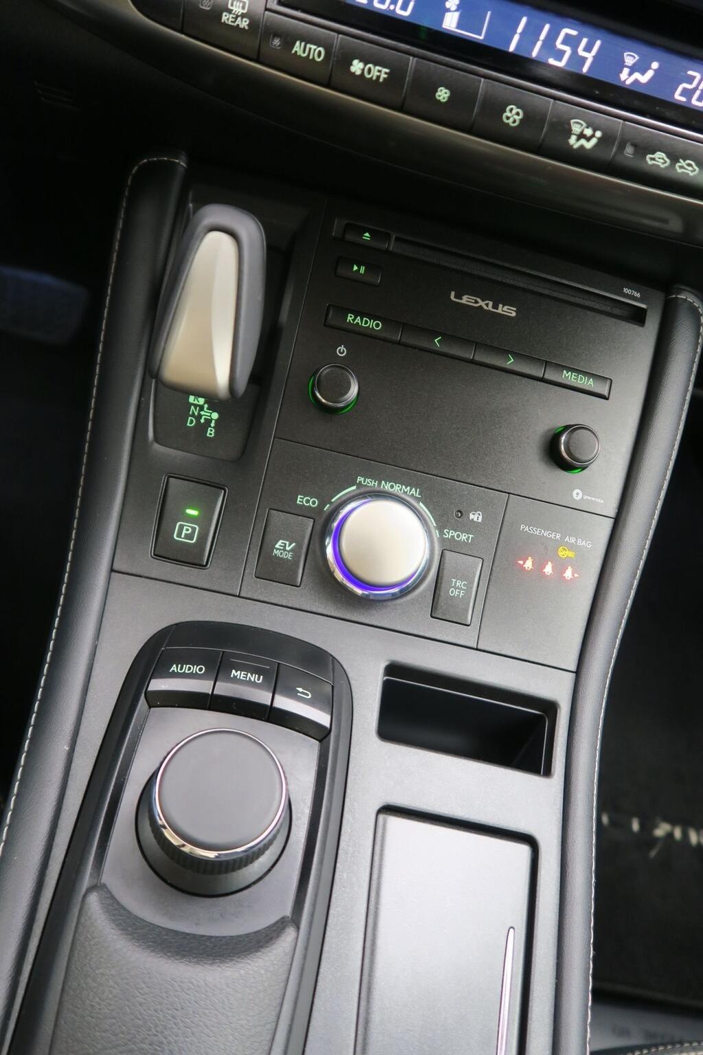 Lexus CT 200H EXECUTIVE NAVI 1.8 HYBRID136 CV AUTO 5P 8