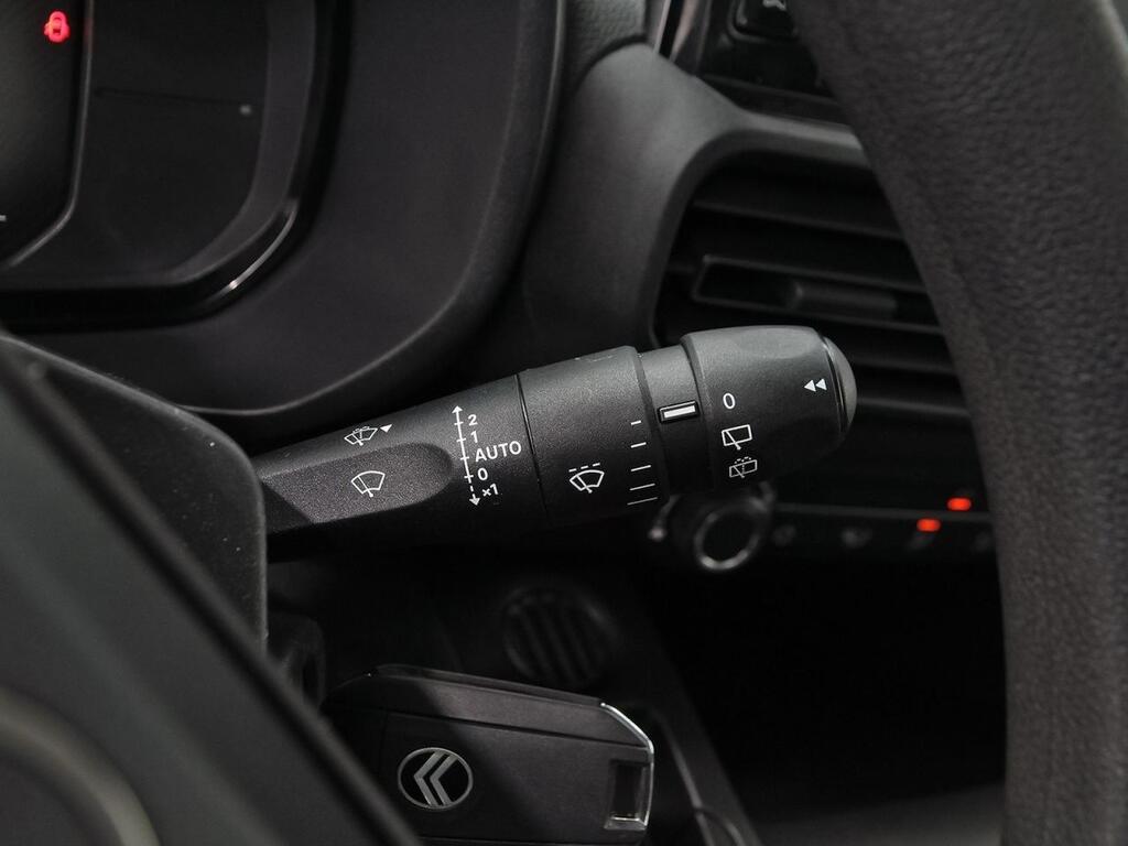 Citroën Berlingo Talla M BlueHDi 100 S&S PLUS 17