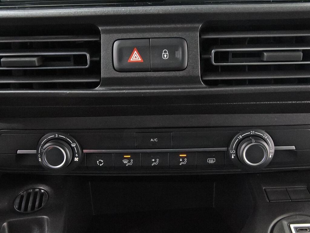 Citroën Berlingo Talla M BlueHDi 100 S&S PLUS 27