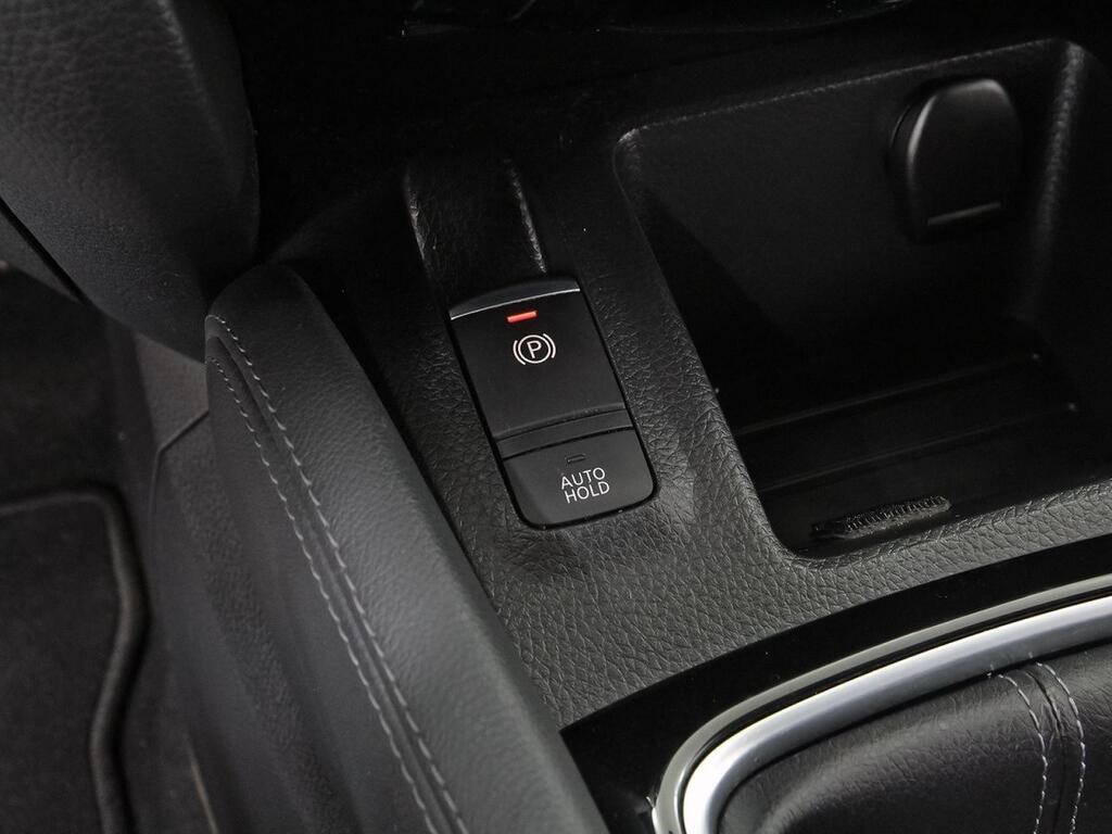 Nissan Qashqai dCi 85 kW (115 CV) E6D N-CONNECTA 31