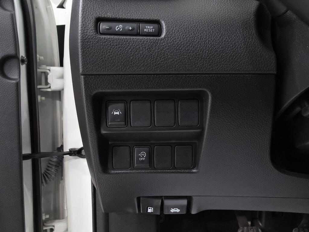 Nissan Qashqai dCi 85 kW (115 CV) E6D N-CONNECTA 14