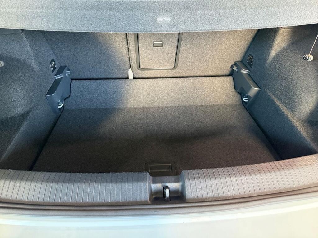 Volkswagen T-Roc R-Line 1.5 TSI 110kW (150CV) 6