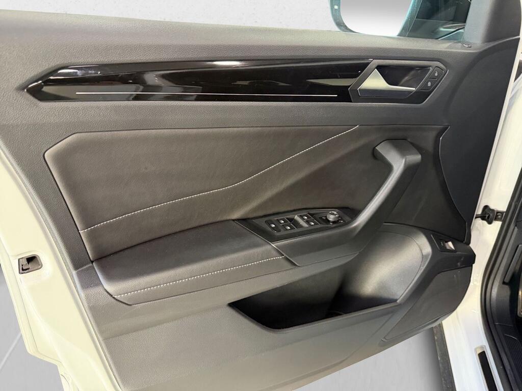 Volkswagen T-Roc R-Line 1.5 TSI 110kW (150CV) 13