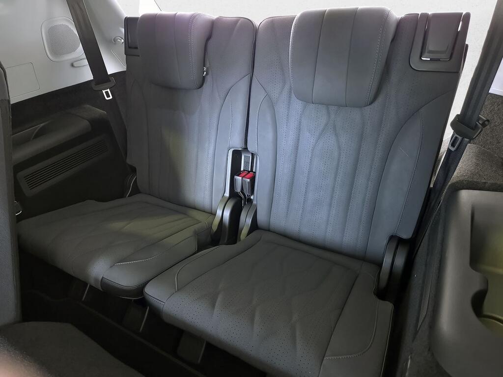 Ebro S800 1.5 TGDI PHEV Premium E-CVT 9