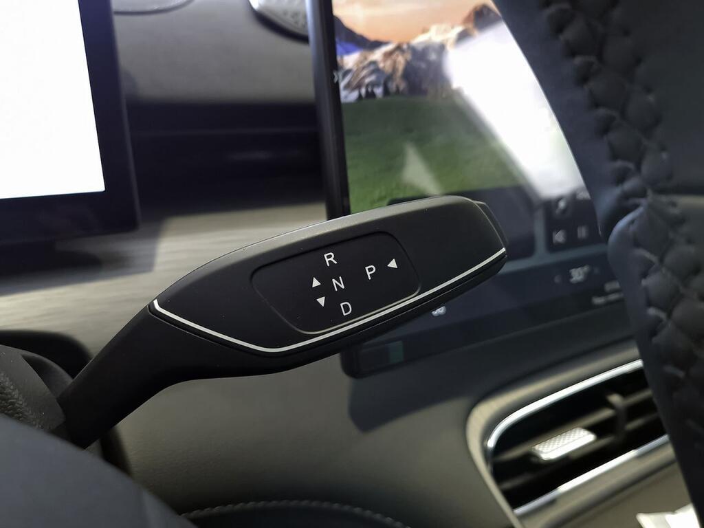 Ebro S800 1.5 TGDI PHEV Premium E-CVT 18