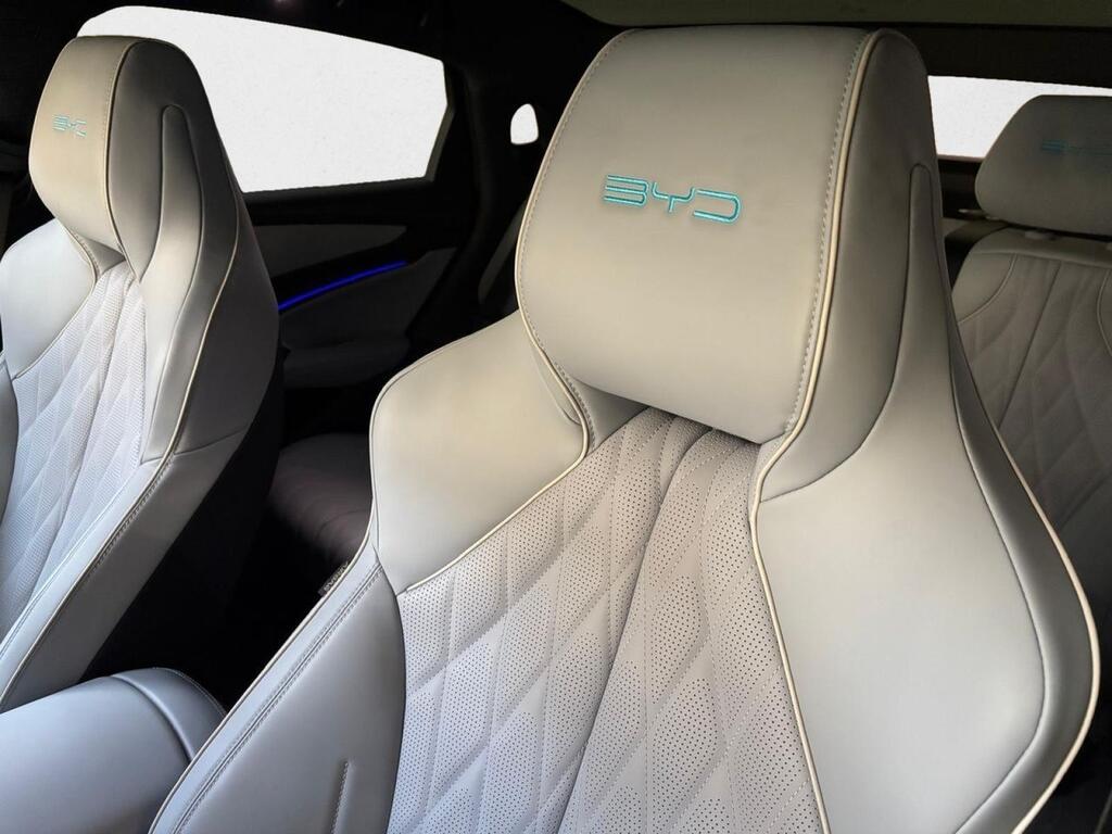 BYD Seal Sedan BEV 83KWH DESIGN 313 4P 9