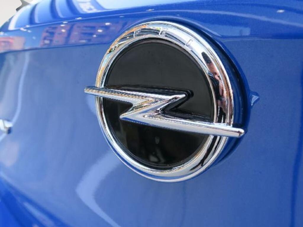 Opel Corsa -e Design & Tech BEV 50kWh 136 CV (100kW) 16