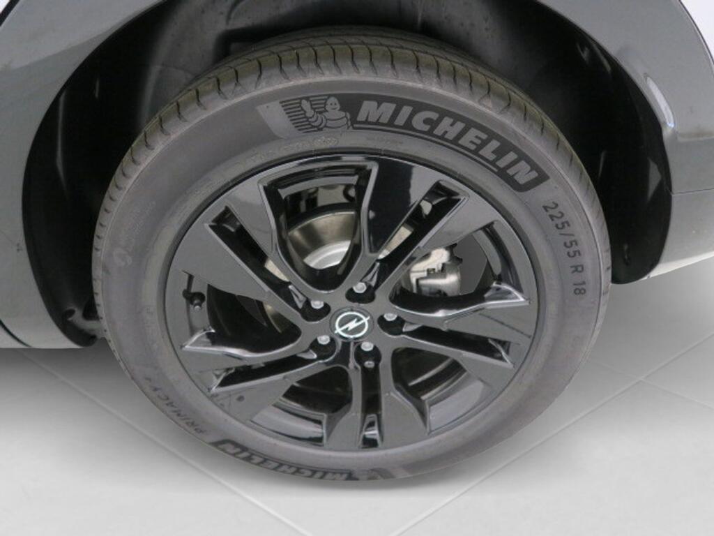 Opel Grandland GS 1,2 Turbo S/S MT6 130 CV 23