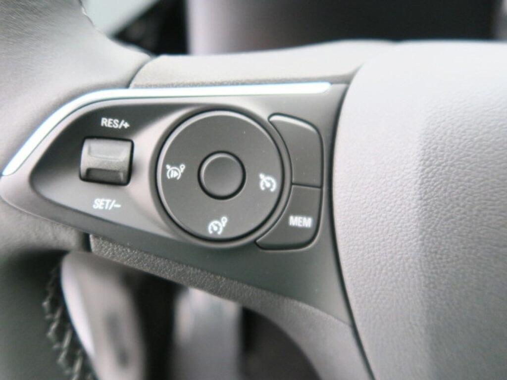 Opel Grandland GS 1,2 Turbo S/S MT6 130 CV 8