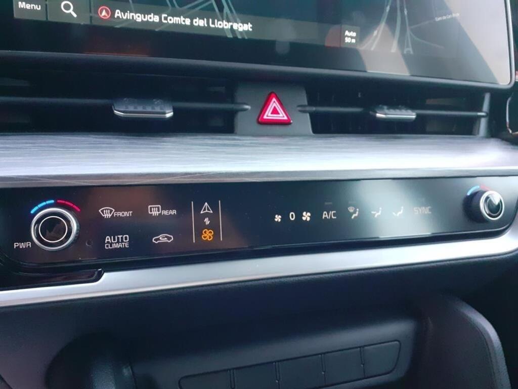 Kia Sportage 1.6 T-GDi MHEV 180CV Tech 4x4 DCT 23