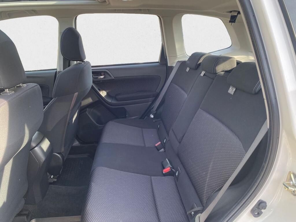 Subaru Forester 2.0 TD Lineartronic Sport Plus 11