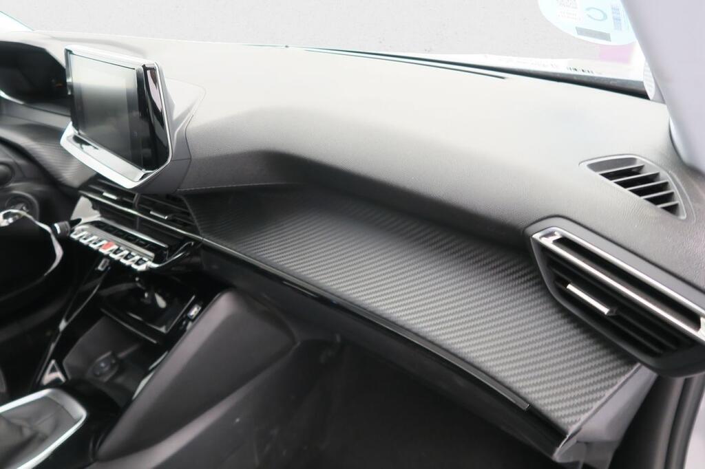 Peugeot 2008 Allure Puretech 100 S&S BVM6 11