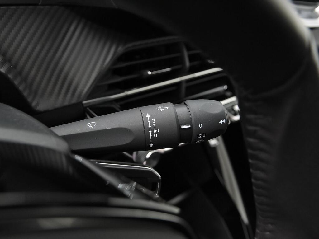 Peugeot 208 Active Puretech 100 17