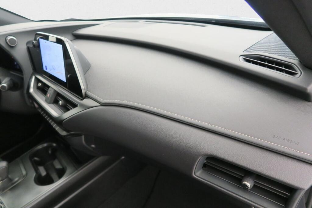 Lexus UX 300H PLUS 2.0 HYBRID 199 CV AUTO 5P 16