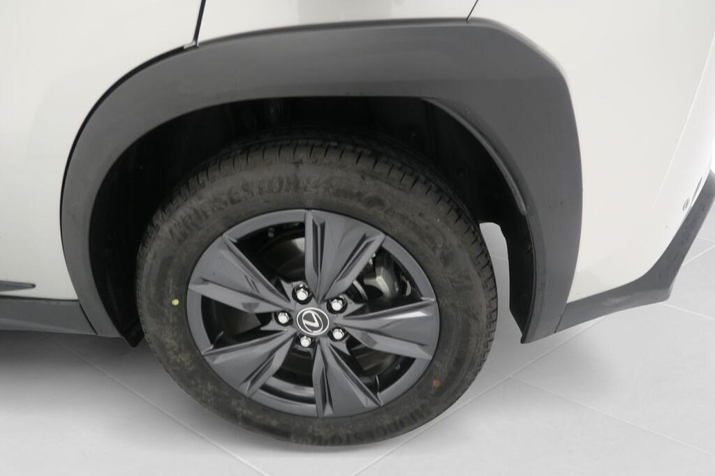 Lexus UX 300H PLUS 2.0 HYBRID 199 CV AUTO 5P 24
