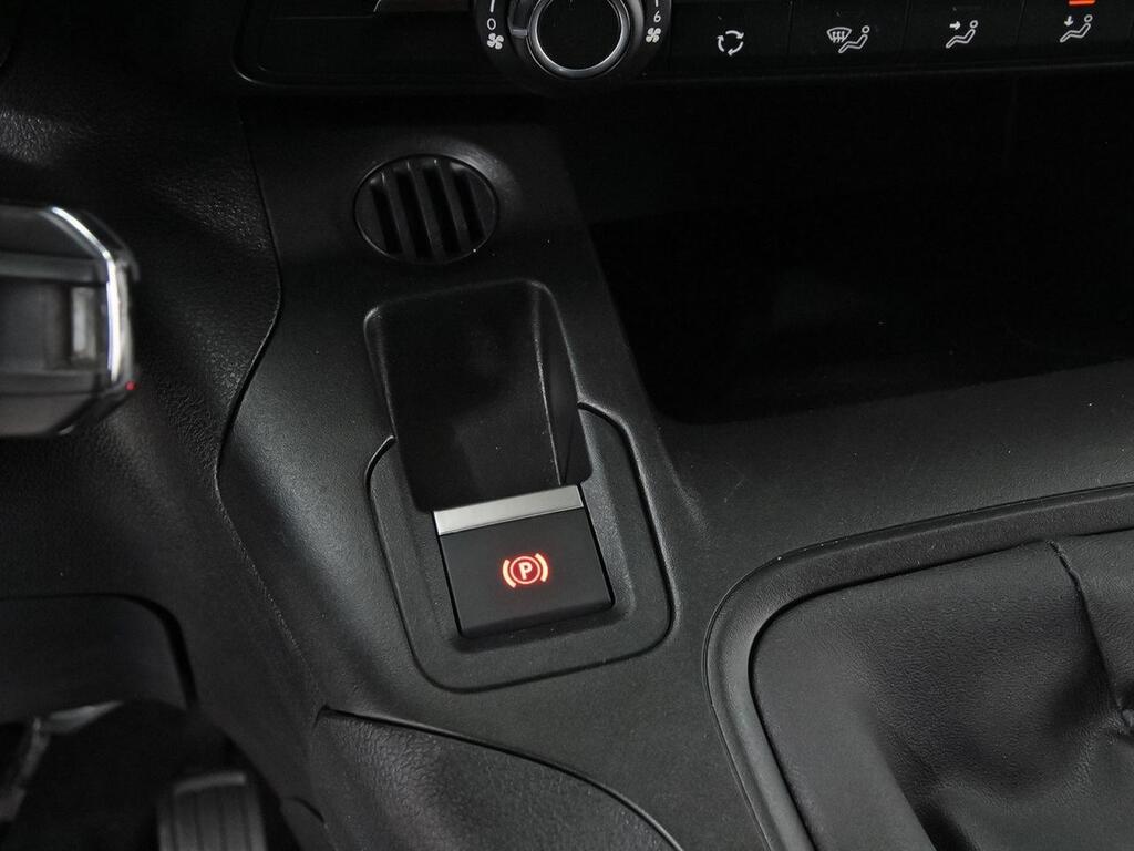 Opel Combo Cargo 1.5 TD 100 EDITION SWB 4P (N1) 23