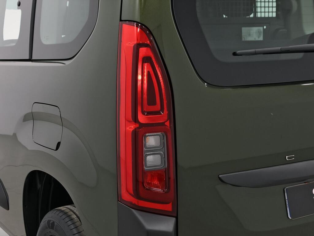 Opel Combo Cargo 1.5 TD 100 EDITION SWB 4P (N1) 28