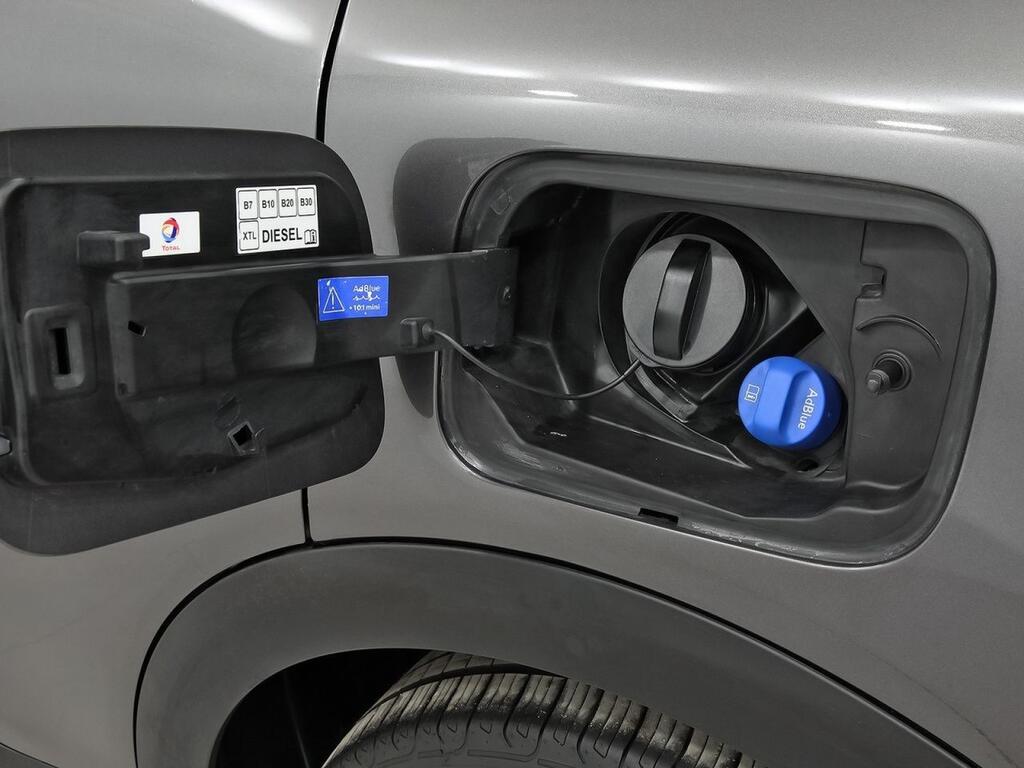 Citroën C4 BlueHDi 110 S&S 6v Feel 34