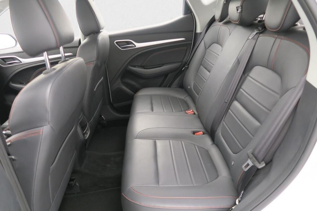 MG ZS SUV 1.5 LUXURY 106 5P 24