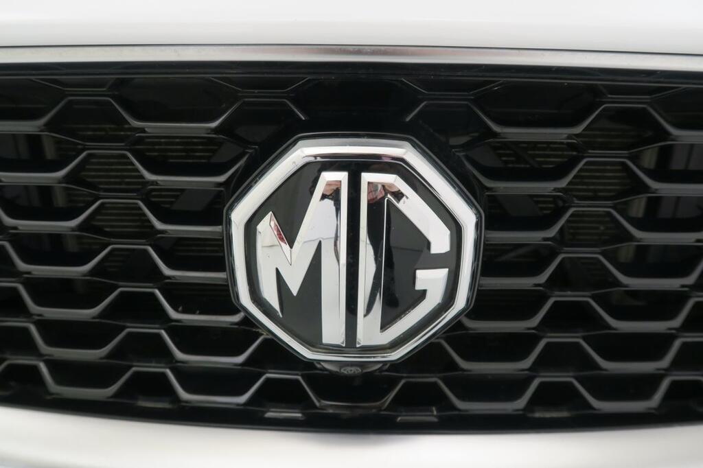 MG ZS SUV 1.5 LUXURY 106 5P 27