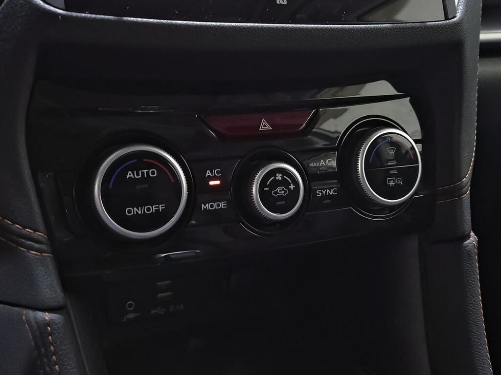 Subaru XV 2.0i Hybrid CVT Executive Plus 25