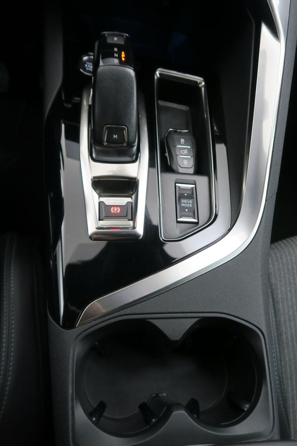 Peugeot 5008 ALLURE PACK 1.2 PURETECH 130 CV AUTO S&S 5P 7 PLAZAS 15