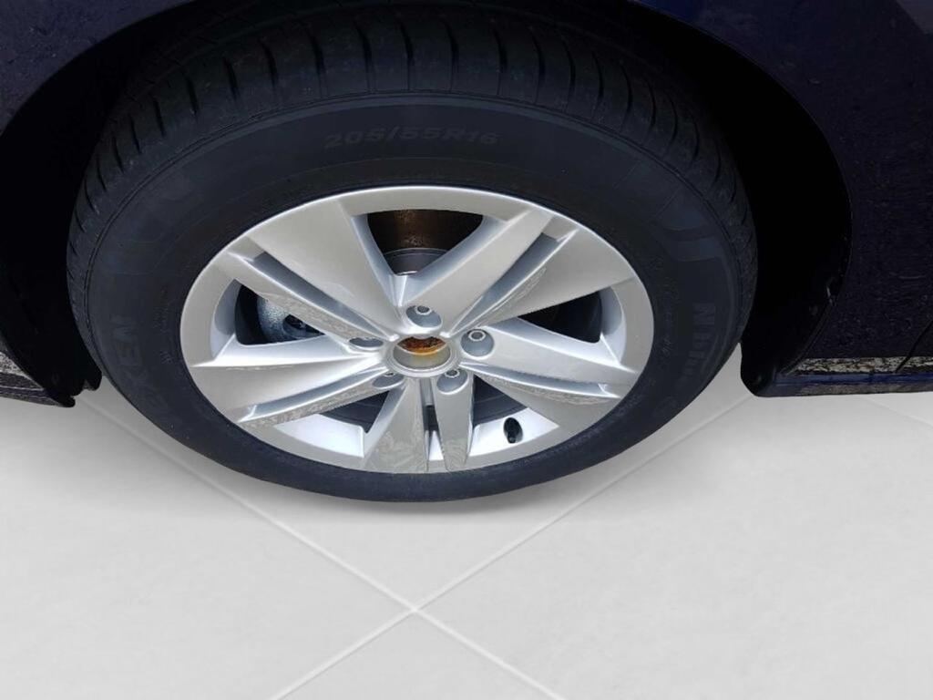 Volkswagen Golf VIII LIFE 1.5 TSI 130 CV 5P 25