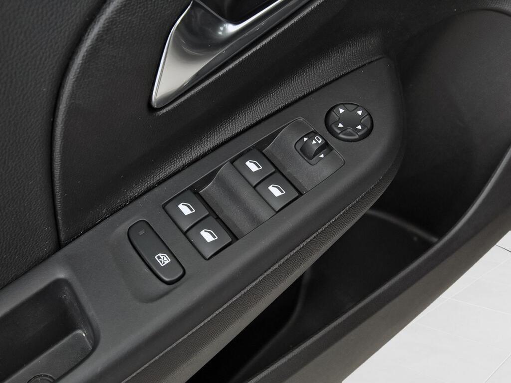 Opel Corsa 1.2T XHL 74kW (100CV) GS 13