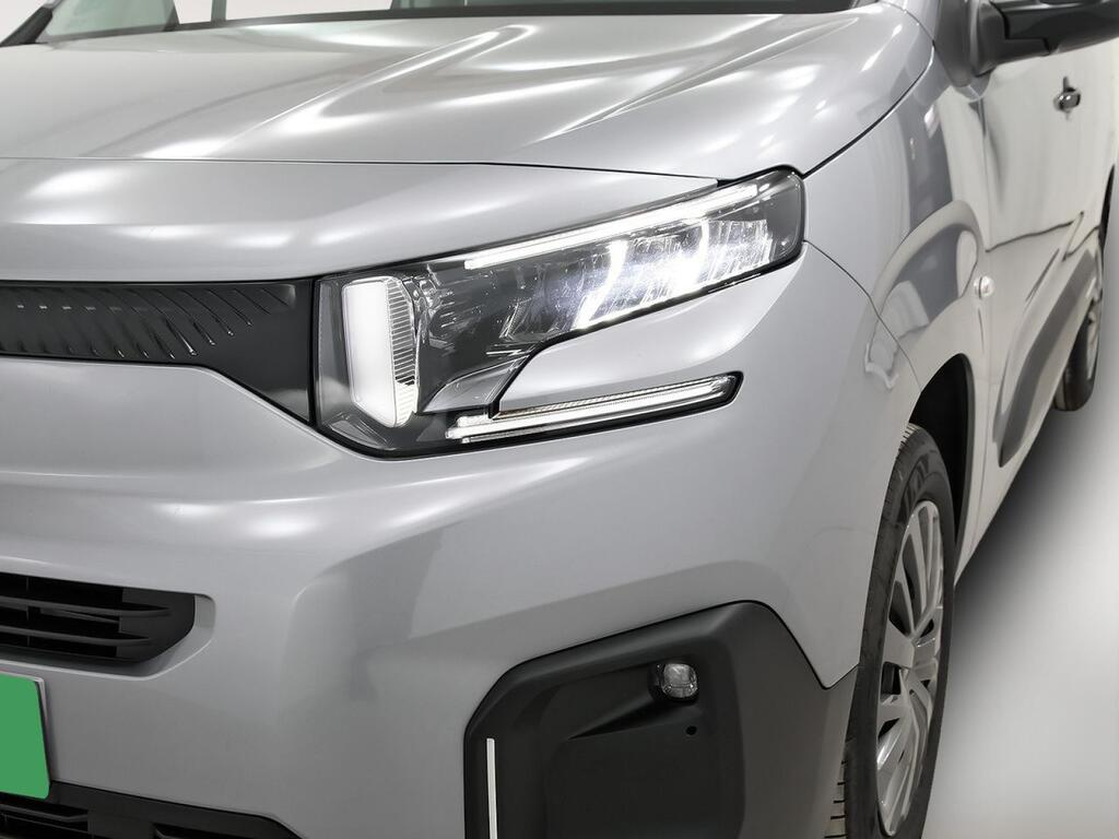 Citroën Berlingo Talla M BlueHDi 100 S&S PLUS 33