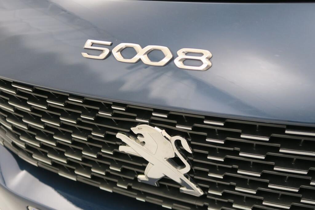 Peugeot 5008 ALLURE PACK 1.2 PURETECH 130 CV AUTO+ENGANCHE 5P 7 PLAZAS 23