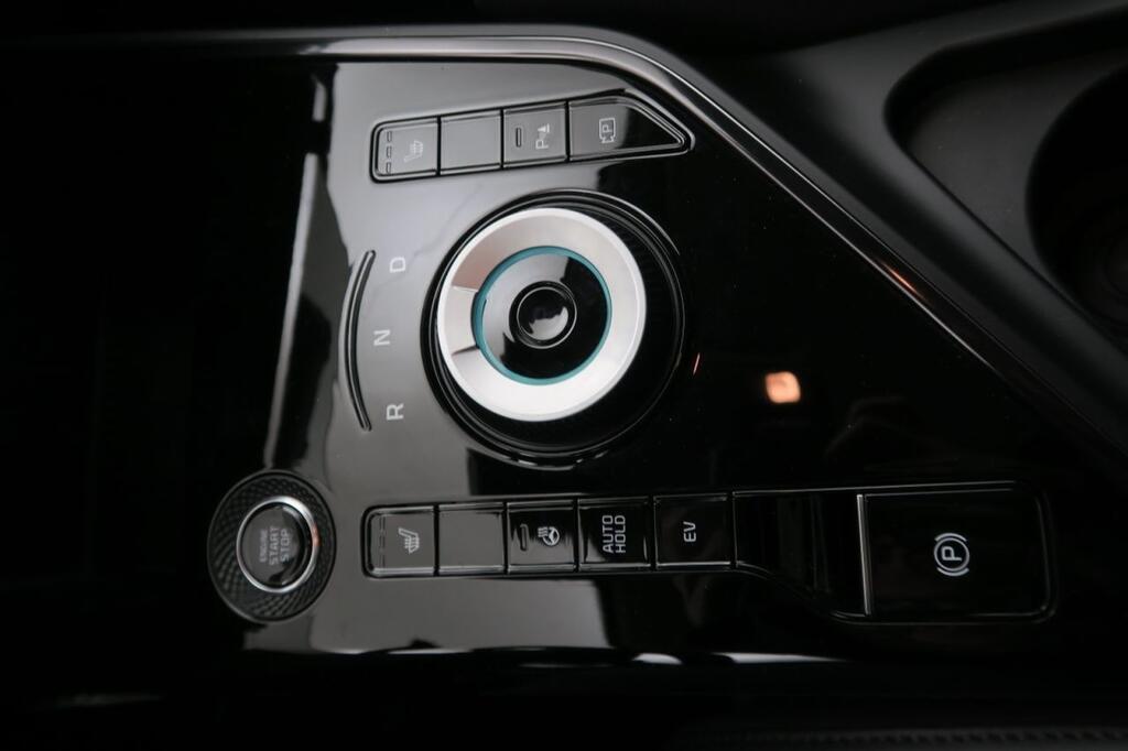 Kia Niro 1.6 PHEV Emotion 10