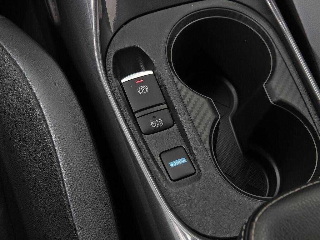 Nissan Juke 1.6 Hybrid 105kW (145CV) N-Connecta 28