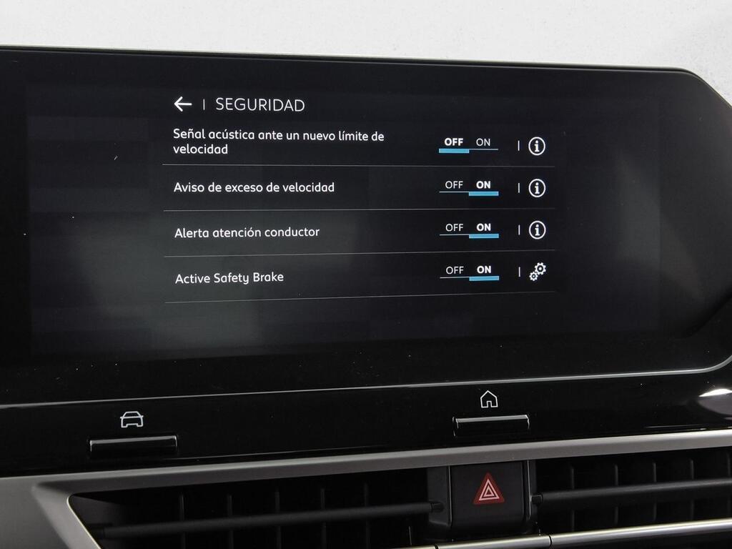 Citroën C4 X Hybrid 136 e-DCS6 You 27