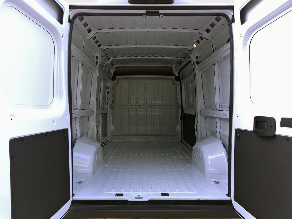 Fiat Ducato 2.2 BLUEHDI 140CV 33 L2H2 4P 11