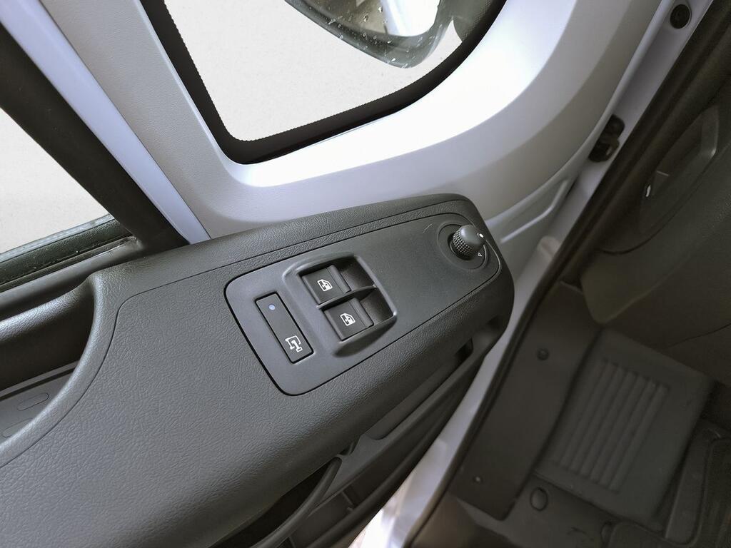 Fiat Ducato 2.2 BLUEHDI 140CV 33 L2H2 4P 13