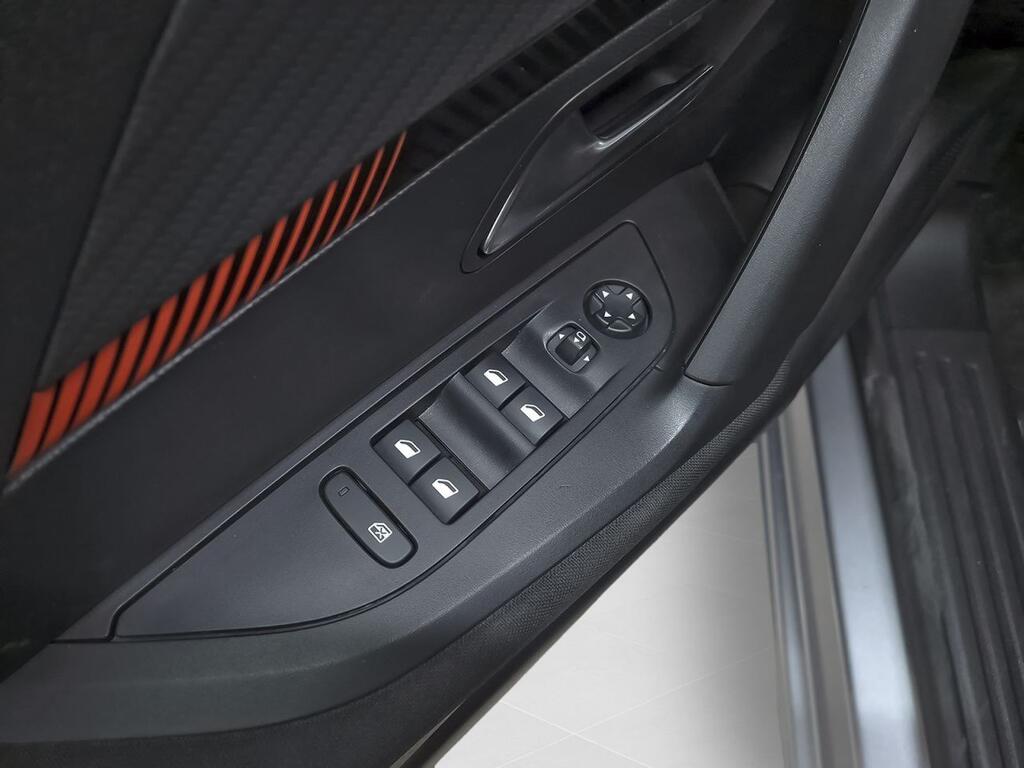 Peugeot 2008 ACTIVE PACK 1.2 PURETECH 100CV S&S 6VEL MAN 5P 12