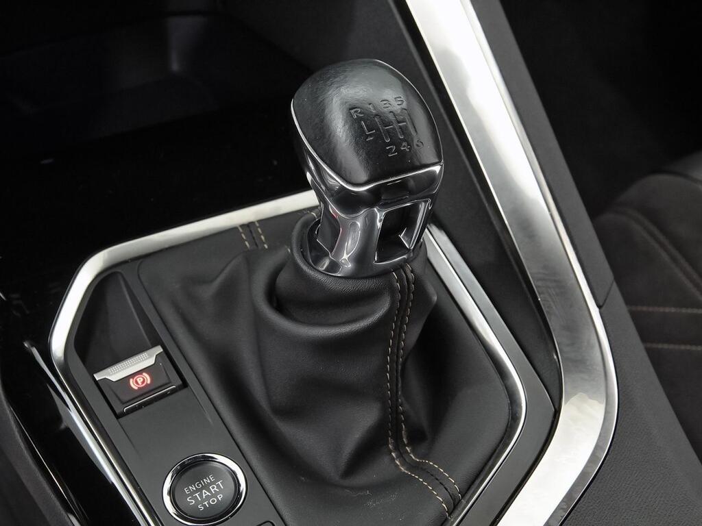 Peugeot 3008 1.5 BlueHDi 96kW (130CV) S&S GT 31