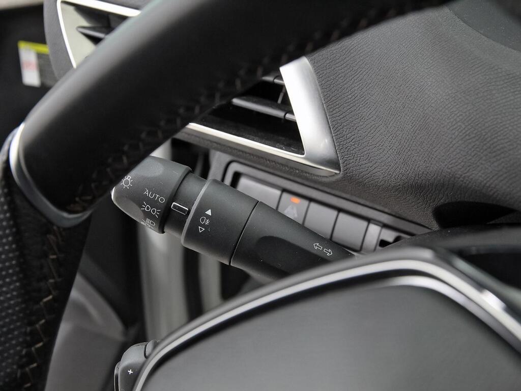 Peugeot 3008 1.5 BlueHDi 96kW (130CV) S&S GT 15