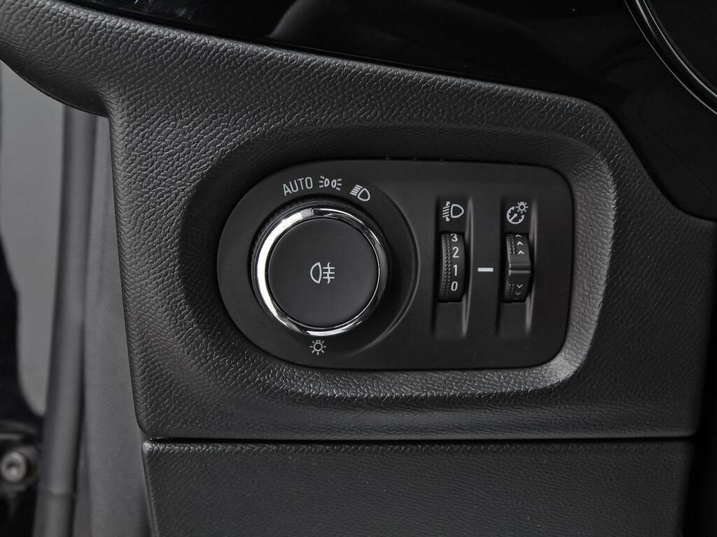 Opel Corsa 1.2T XHL 74kW (100CV) GS 14