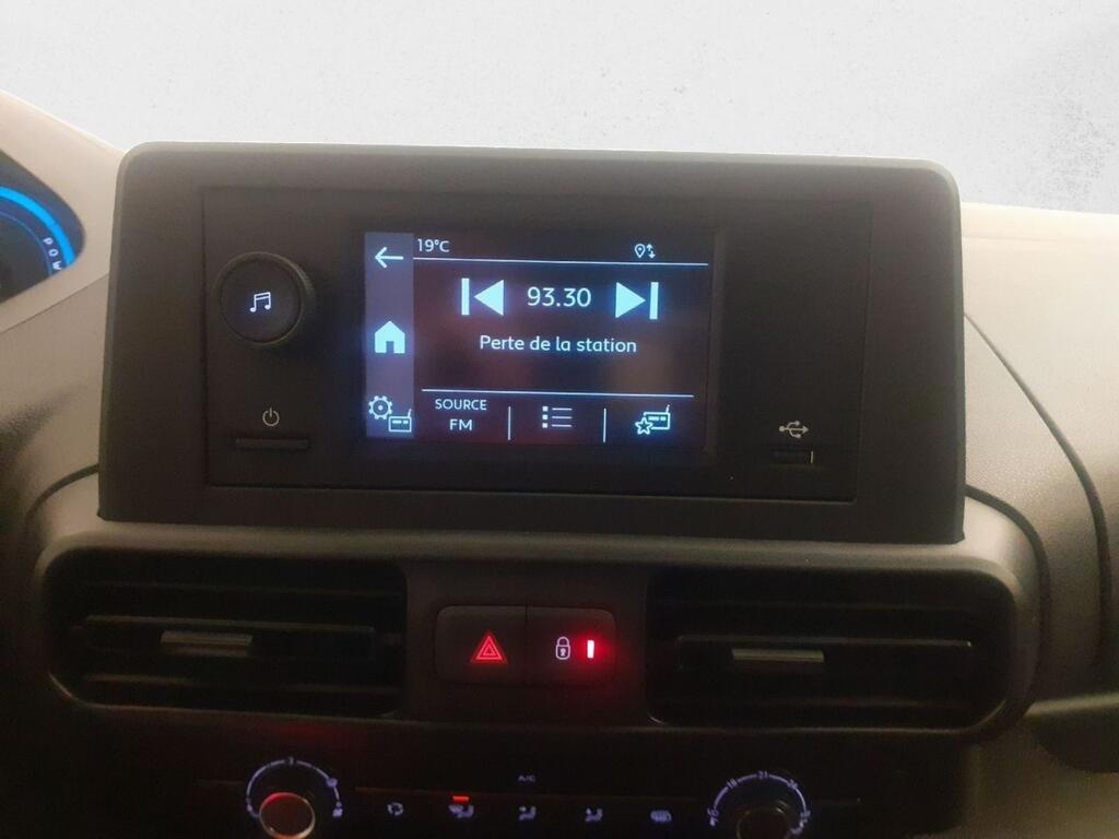 Peugeot Partner E-PARTNER FG STANDARD 800 KG BEV (100KW) 136CV 9