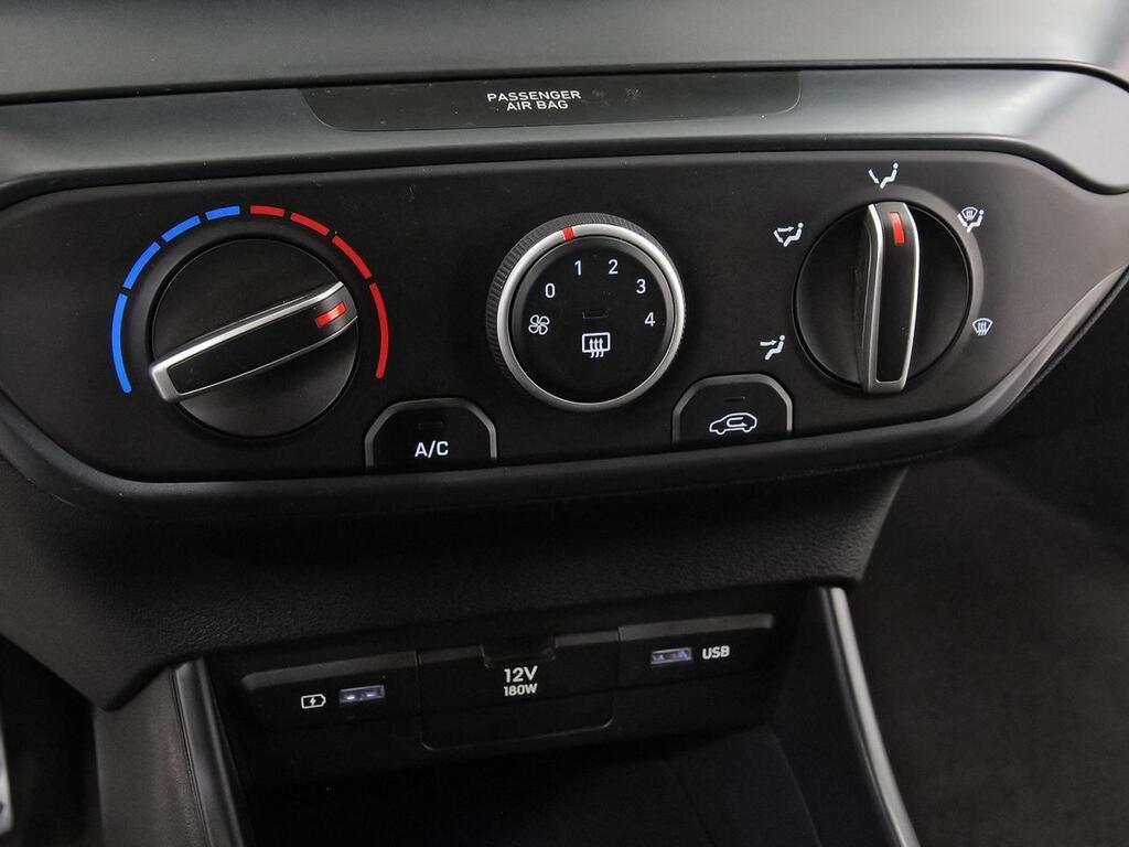 Hyundai Bayon 1.2 MPI Maxx 27