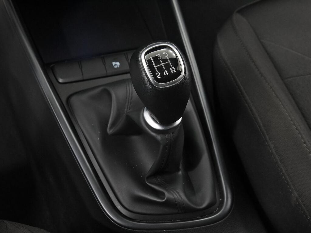 Hyundai Bayon 1.2 MPI Maxx 29