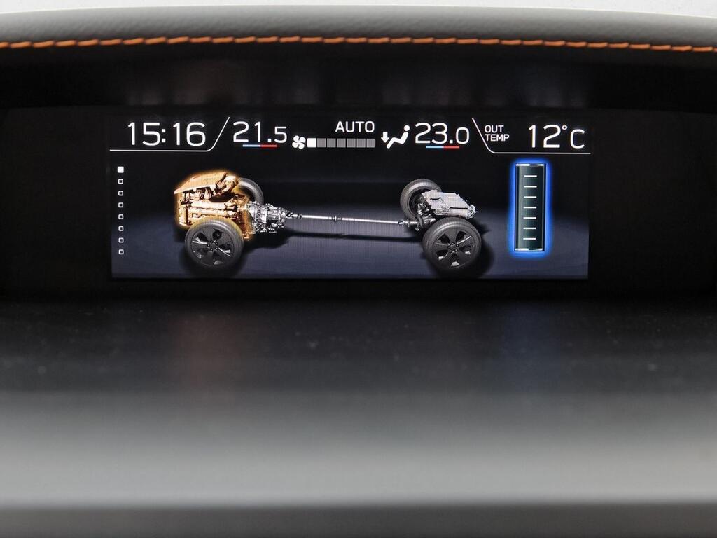 Subaru XV 2.0i Hybrid CVT Executive Plus 28