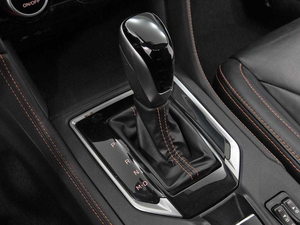 Subaru XV 2.0i Hybrid CVT Executive Plus 34