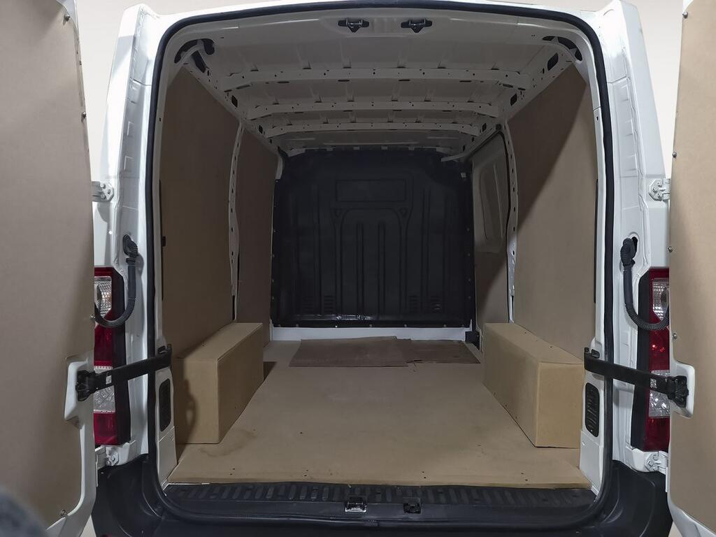 Nissan Interstar 2.3DCI 135 COMFORT L1H1 3.5T FWD 4P 9