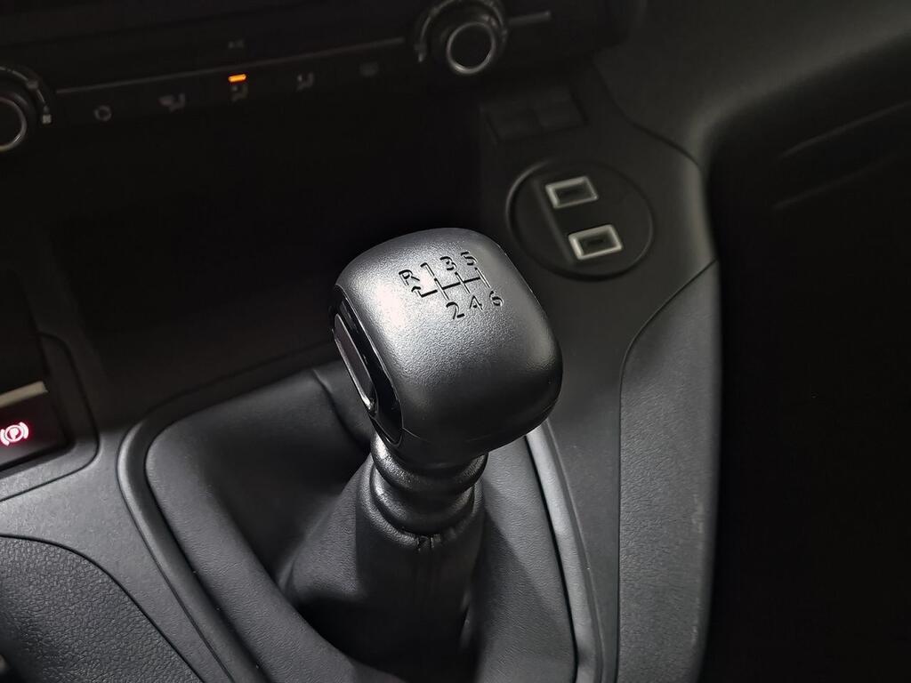 Citroën Berlingo Talla M BlueHDi 100 S&S PLUS 26