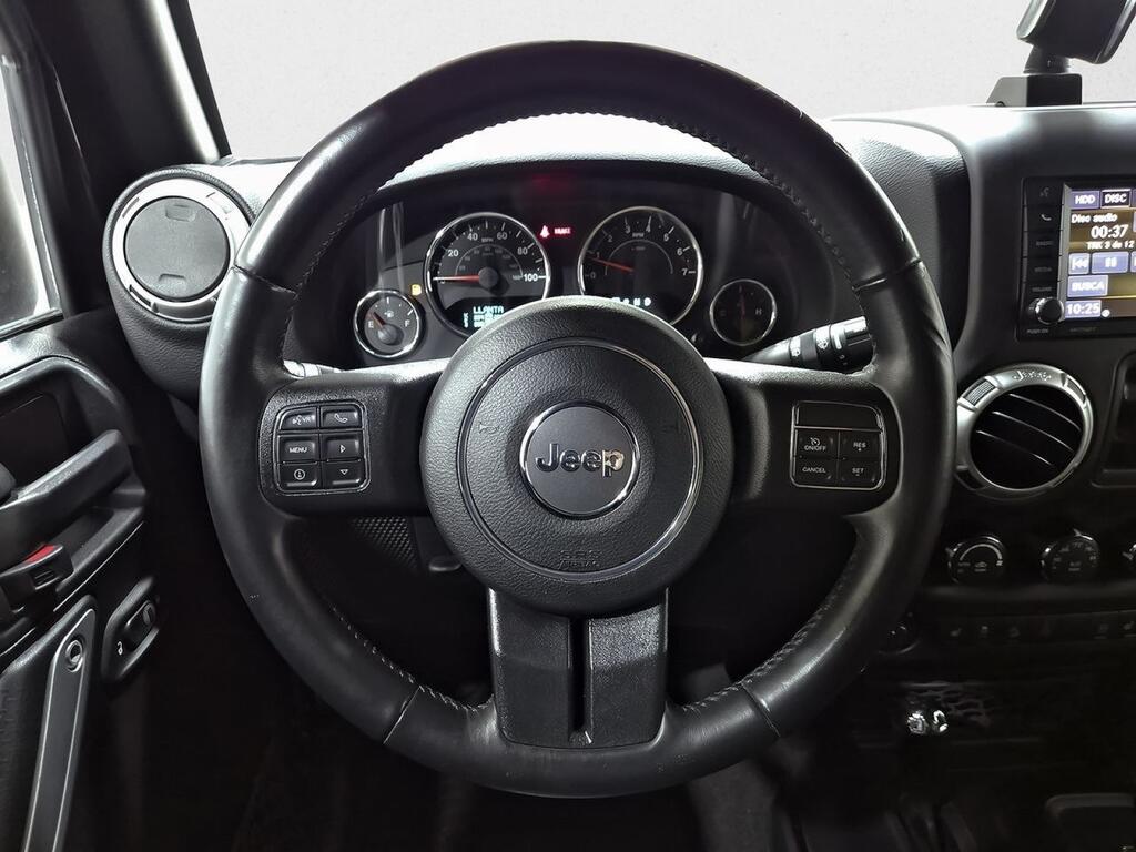 Jeep Wrangler 3.6 V6 Sahara Auto 18