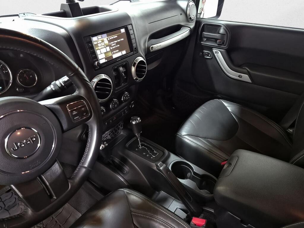Jeep Wrangler 3.6 V6 Sahara Auto 23