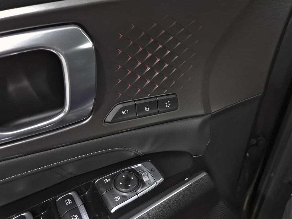 Kia Sorento 1.6 T-GDi HEV Black Edition 4x4 7pl 15