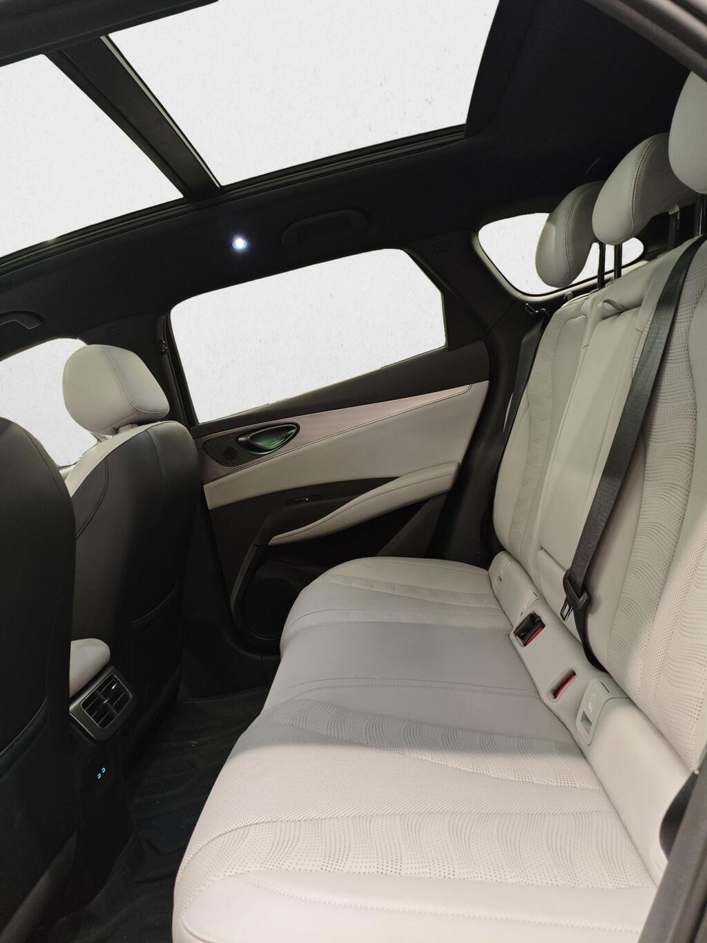 BYD Seal 6 DM-i Familiar 1.5 DM-I COMFORT LITE 212 5P 12